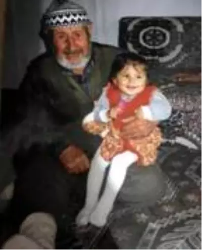 'Ölecek' gözüyle bakılan Emine, yaşam mücadelesiyle ilham veriyor 'Ölecek' gözüyle bakılan Emine, yaşam mücadelesiyle ilham veriyor