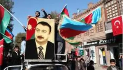 Rus basını: 'Türk ordusunun Azerbaycan'da olması Moskova için iyi haber değil' Rus basını: 'Türk ordusunun Azerbaycan'da olması Moskova için iyi haber değil'
