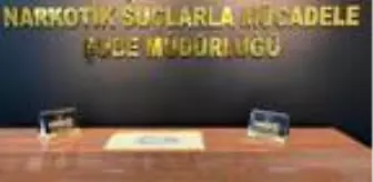 Şanlıurfa: Şanlıurfa'da yolcu otobüsündeki kadının çantasından 1 kilo 850 gram esrar çıktı Şanlıurfa: Şanlıurfa'da yolcu otobüsündeki kadının çantasından 1 kilo 850 gram esrar çıktı