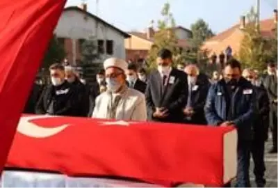 Son dakika haberi: Şehit Osman Güler son yolculuğuna uğurlandı Son dakika haberi: Şehit Osman Güler son yolculuğuna uğurlandı