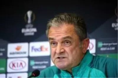 Sivasspor Yardımcı Antrenörü Bülent Albayrak: 'Takımımıza çok güveniyoruz' Sivasspor Yardımcı Antrenörü Bülent Albayrak: 'Takımımıza çok güveniyoruz'