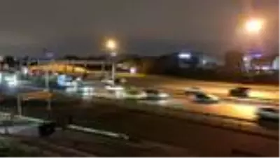 Son dakika haberleri... Sokağa çıkma kısıtlaması öncesi trafikte yoğunluk oluştu Son dakika haberleri... Sokağa çıkma kısıtlaması öncesi trafikte yoğunluk oluştu
