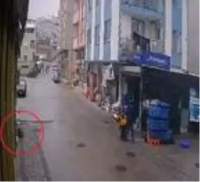Bir yanda insanlık diğer tarafta vicdansızlık Bir yanda insanlık diğer tarafta vicdansızlık