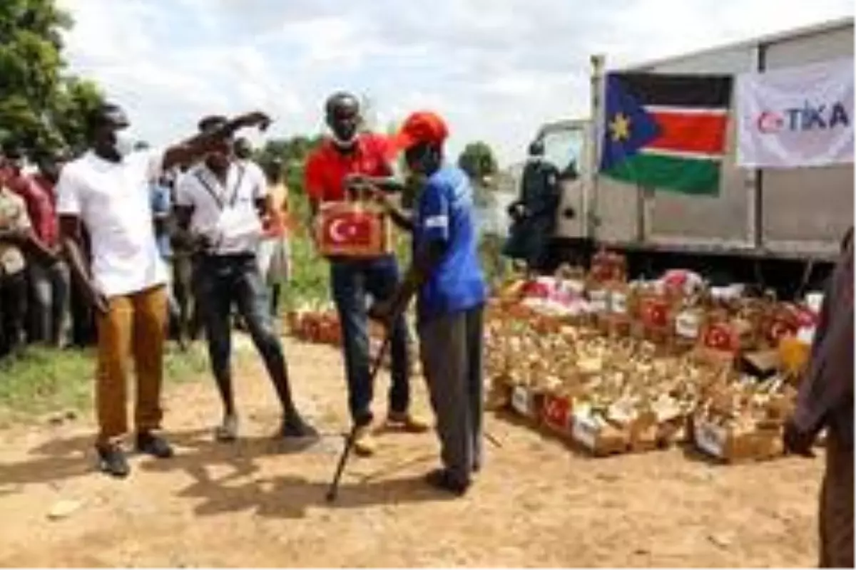 TİKA'dan Güney Sudanlı balıkçılara destek