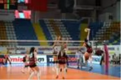Türk Hava Yolları: 2-3 Türk Hava Yolları: 2-3
