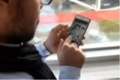 Türkçe konuşamıyordu, öğretmen oldu, 2 kitap çıkardı Türkçe konuşamıyordu, öğretmen oldu, 2 kitap çıkardı
