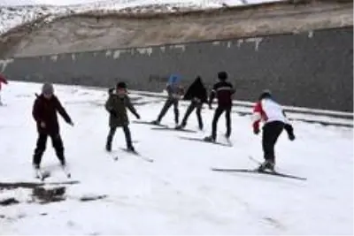 Türkiye'nin en yüksek krater dağında şampiyonaya hazırlık Türkiye'nin en yüksek krater dağında şampiyonaya hazırlık
