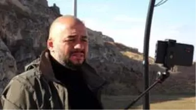 Türkiye'yi Avrupa ülkelerine tanıtmak için 72 gündür pedal çeviriyor Türkiye'yi Avrupa ülkelerine tanıtmak için 72 gündür pedal çeviriyor