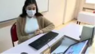 Uluslararası öğrenciler AA'nın 'Yılın Fotoğrafları' oylamasına katıldı Uluslararası öğrenciler AA'nın 'Yılın Fotoğrafları' oylamasına katıldı