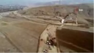 Van çevreyolu çalışmaları aralıksız sürüyor Van çevreyolu çalışmaları aralıksız sürüyor