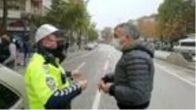 Son dakika haberleri... Yayalara yol vermeyen 40 sürücüye, yaklaşık 24 bin lira ceza Son dakika haberleri... Yayalara yol vermeyen 40 sürücüye, yaklaşık 24 bin lira ceza