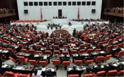 Adalet Komisyonu TBMM'de toplandı Adalet Komisyonu TBMM'de toplandı