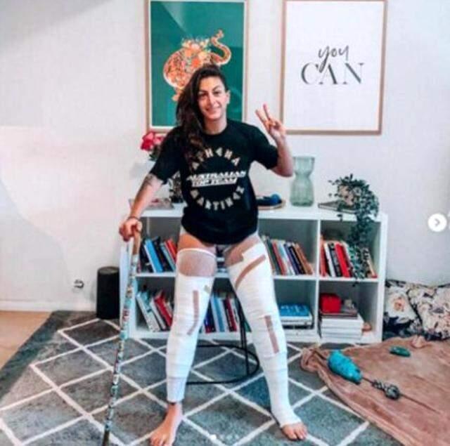 Akıl almaz olay! Soğuktan vücudu yanan ünlü dövüşçü bacaklarını kaybediyordu