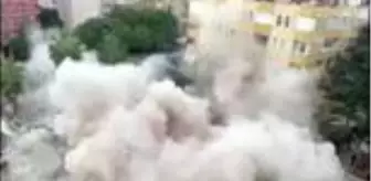 Alanya: Alanya'da apartman yıkımı sırasında operatör enkaz altında kalma tehlikesi geçirdi Alanya: Alanya'da apartman yıkımı sırasında operatör enkaz altında kalma tehlikesi geçirdi