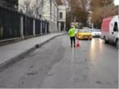 Beyoğlu'nda toplu taşımaya koronavirüs denetimi Beyoğlu'nda toplu taşımaya koronavirüs denetimi
