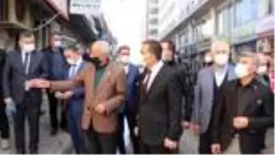 Vali Hacıbektaşoğlu, depremden etkilenen Karabağ köyünde incelemelerde bulundu Vali Hacıbektaşoğlu, depremden etkilenen Karabağ köyünde incelemelerde bulundu