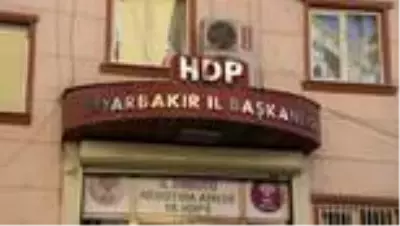 Diyarbakır anneleri evlat nöbetine devam ediyor Diyarbakır anneleri evlat nöbetine devam ediyor