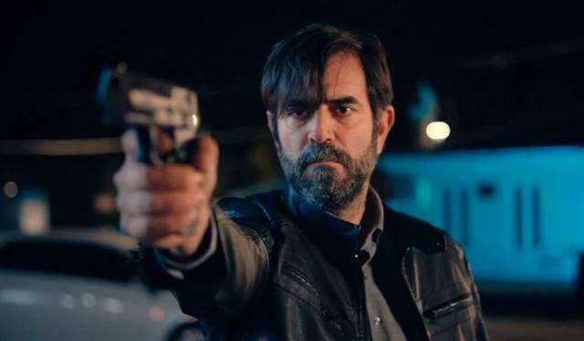 Doğduğun Ev Kaderindir'de yürek sızlatan sahne! Burhan önce Müjgan sonra kendini vurdu