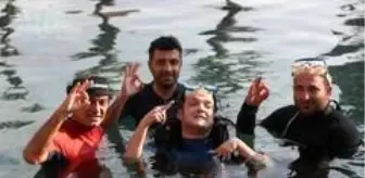Şeniz Doğan: Engelli Barış, dalış hayalini 2300 yıllık Kleopatra Havuzunda gerçekleştirdi Şeniz Doğan: Engelli Barış, dalış hayalini 2300 yıllık Kleopatra Havuzunda gerçekleştirdi