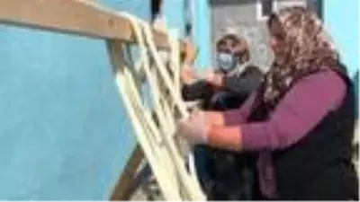 Kars'ta her mevsim kaşar ve tulum peyniri üretimi Kars'ta her mevsim kaşar ve tulum peyniri üretimi