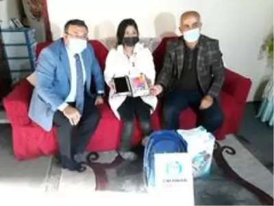 Kaymakam Dinç ve Başkan Ensari'den engellilere ziyaret Kaymakam Dinç ve Başkan Ensari'den engellilere ziyaret