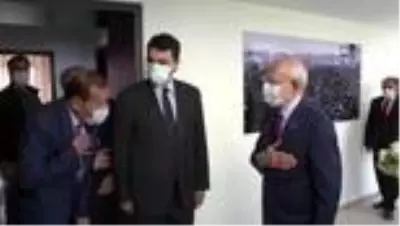 Kılıçdaroğlu, Demokrat Parti Genel Başkanı Gültekin Uysal'ı ziyaret etti Kılıçdaroğlu, Demokrat Parti Genel Başkanı Gültekin Uysal'ı ziyaret etti