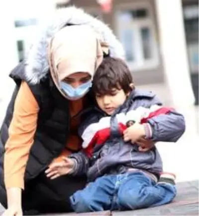 Öğretmen ve öğrencilerden anlamlı Engelliler Günü videosu Öğretmen ve öğrencilerden anlamlı Engelliler Günü videosu
