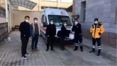 Sağlık çalışanlarına esnaftan tatlı ikramı Sağlık çalışanlarına esnaftan tatlı ikramı