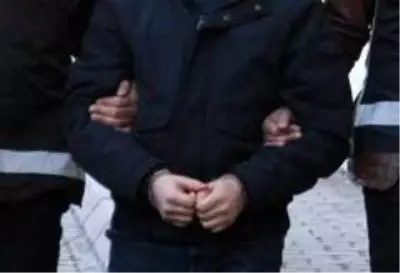 Şanlıurfa'da 2 terörist silah ve mühimmatlarıyla birlikte teslim oldu Şanlıurfa'da 2 terörist silah ve mühimmatlarıyla birlikte teslim oldu