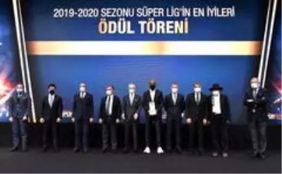 Emre Belözoğlu'ndan transfer müjdesi! Devre arasını işaret etti Emre Belözoğlu'ndan transfer müjdesi! Devre arasını işaret etti