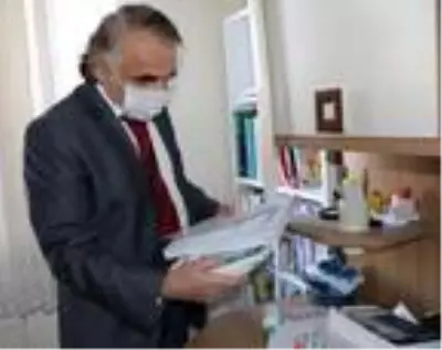 Son Dakika | 'Tavuk karası' nedeniyle az gören öğretmen, düz memur yapılınca hukuk mücadelesi başlattı Son Dakika | 'Tavuk karası' nedeniyle az gören öğretmen, düz memur yapılınca hukuk mücadelesi başlattı