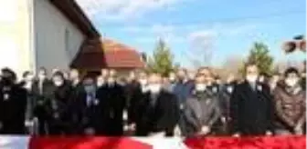 Ak Parti: TBMM Başkanı Şentop, kalp krizi sonucu ölen yakın korumasının cenazesine katıldı Ak Parti: TBMM Başkanı Şentop, kalp krizi sonucu ölen yakın korumasının cenazesine katıldı