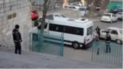 Kütahya'da tefecilik iddiasıyla 8 şüpheli yakalandı Kütahya'da tefecilik iddiasıyla 8 şüpheli yakalandı
