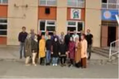 Tosya Fevzipaşa İlkokulu öğretmenlerinden 'Dünya Engelliler Günü'ne özel video Tosya Fevzipaşa İlkokulu öğretmenlerinden 'Dünya Engelliler Günü'ne özel video