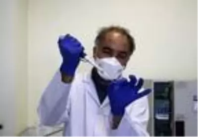 Üniversitelerin ortak çalışması sonuç verdi! Koronanın buruna girmesini engelleyen burun spreyi geliştirildi Üniversitelerin ortak çalışması sonuç verdi! Koronanın buruna girmesini engelleyen burun spreyi geliştirildi