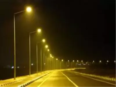 VEDAŞ ile Van Gölü sahili ışıl ışıl VEDAŞ ile Van Gölü sahili ışıl ışıl