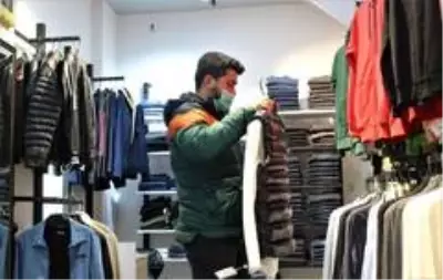 Virüs giyim sektörünü vurdu, kışlıklar tezgahlarda kaldı Virüs giyim sektörünü vurdu, kışlıklar tezgahlarda kaldı