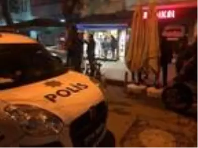 Yalova'da çay ocağına silahlı saldırı 1 yaralı Yalova'da çay ocağına silahlı saldırı 1 yaralı