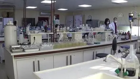 Amasya Üniversitesinde görevli öğretim üyesi, yeni bir toprak bakterisi keşfetti Amasya Üniversitesinde görevli öğretim üyesi, yeni bir toprak bakterisi keşfetti