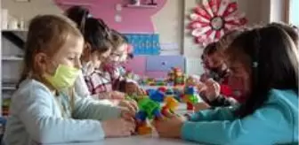 Karaman: Anaokulu ve kreşler için son ders zili çaldı, çalışan veliler kara kara düşünüyor Karaman: Anaokulu ve kreşler için son ders zili çaldı, çalışan veliler kara kara düşünüyor