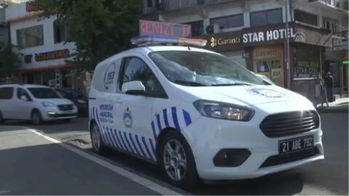 DİYARBAKIR - Kovid-19'a karşı Türkçe, Kürtçe ve Zazaca uyarı