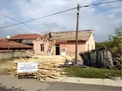 Eski köy okulu sosyal tesise dönüşüyor Eski köy okulu sosyal tesise dönüşüyor