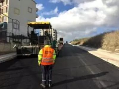 Hamitler'in sokakları asfaltlandı Hamitler'in sokakları asfaltlandı