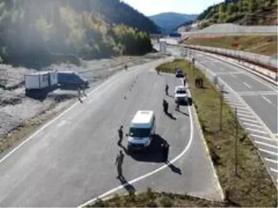 Jandarma ekipleri, drone destekli trafik denetimi yaptı