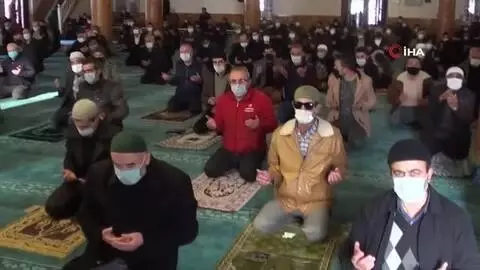 Kuraklık tehdidi altındaki Çorum'da yağmur duası Kuraklık tehdidi altındaki Çorum'da yağmur duası