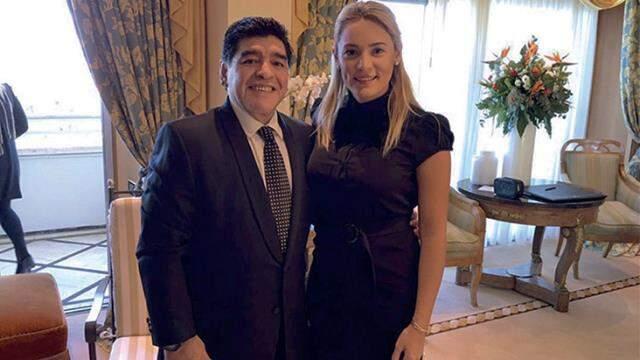 Maradona hakkında korkunç iddia: Dövülüp merdivenden aşağı atıldı Maradona hakkında korkunç iddia: Dövülüp merdivenden aşağı atıldı