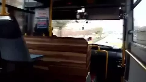 Midibüs sürücüsü aracında rahatsızlanan kadını güzergahını değiştirip hastaneye yetiştirdi