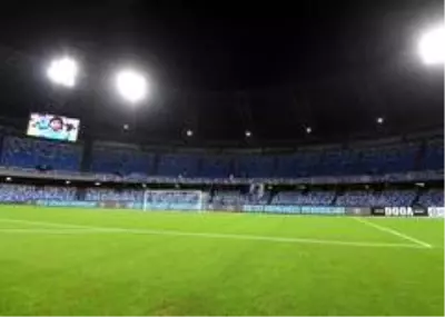 Napoli stadının adı Diego Armando Maradona olarak değiştirildi Napoli stadının adı Diego Armando Maradona olarak değiştirildi