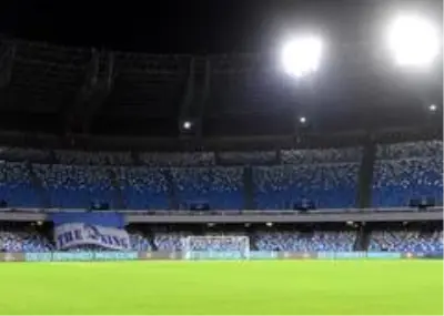 Napoli stadının adı Diego Armando Maradona olarak değiştirildi Napoli stadının adı Diego Armando Maradona olarak değiştirildi