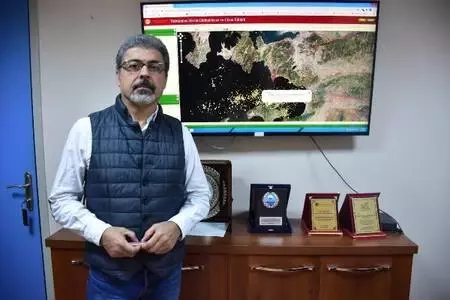 Prof. Dr. Sözbilir: İzmir'de 5'in üstündeki deprem tehlike yaratır Prof. Dr. Sözbilir: İzmir'de 5'in üstündeki deprem tehlike yaratır